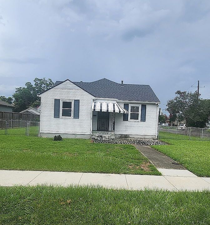 1st image of 3179 Desaix Blvd