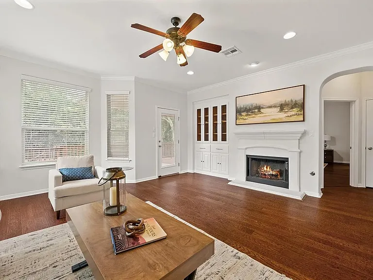 703 S Frontier Ln — Photo 21