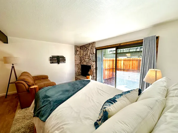 132 Kahle Dr, Stateline, NV