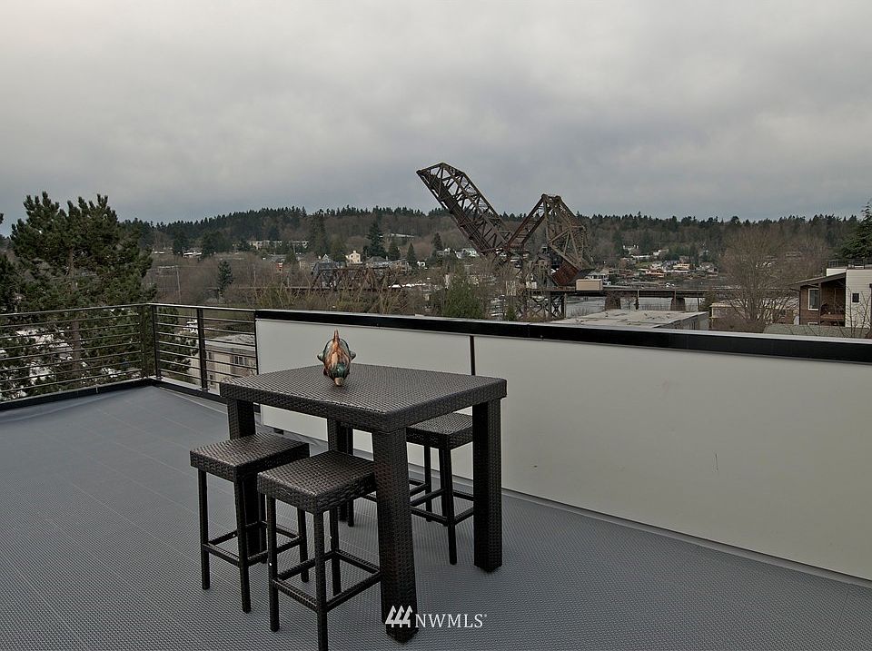 2nd image of 3233 B NW Market Street