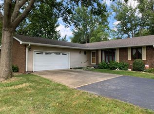 3626 Catherine St, Decatur, IL 62526