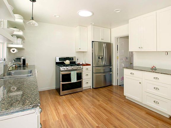 4th image of 1632 Escalona Dr