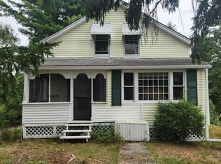 438 Sanders St, Athol, MA 01331