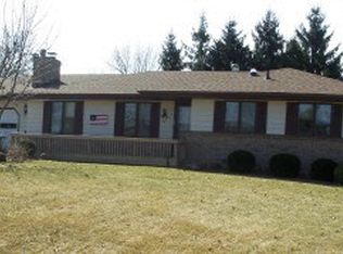 838 E Azalea Ter, Beloit, WI 53511