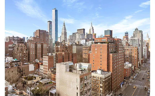 Sold by Douglas Elliman | media 10