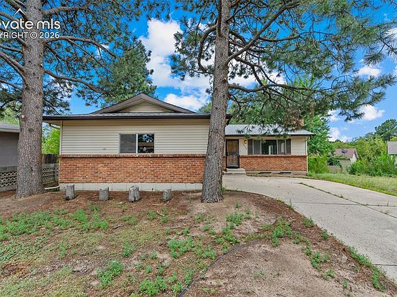 2nd image of 4105 Garrett Pl