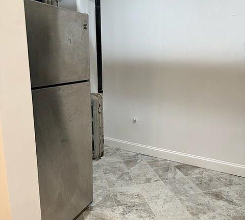 2nd image of 4350 Richardson Ave Floor 1
