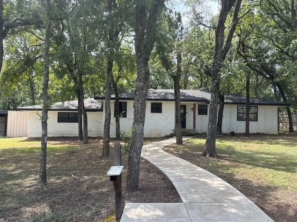 256 Candyce Dr, Lorena, TX 76655