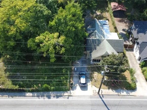2069 Bolton Rd NW, Atlanta, GA 30318