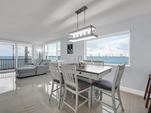 100 Paradise Harbour Boulevard #304, North Palm Beach, FL 33408