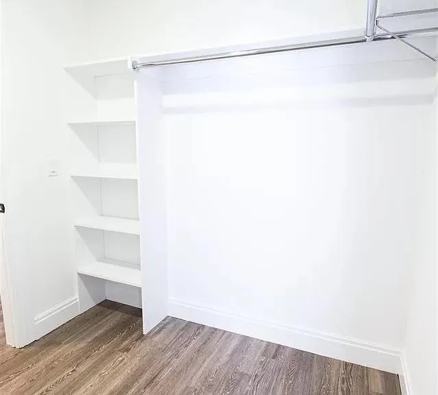 4810 Aschoff Pl #3C — Photo 6
