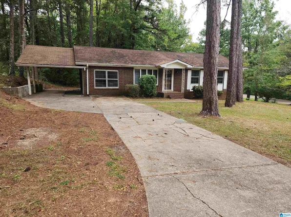 860 Oakcrest Dr, Roanoke, AL 36274