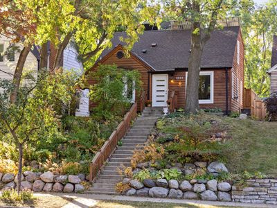 1233 Cedar Lake Rd S, Minneapolis, MN, 55416