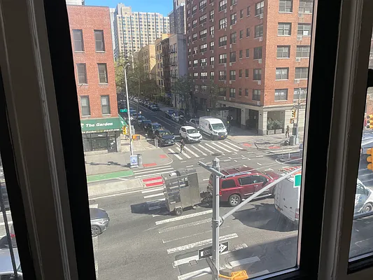 Rented by Richard Marks LLC | media 14