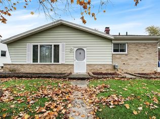 3014 Wilson Ave, Lansing, MI 48906