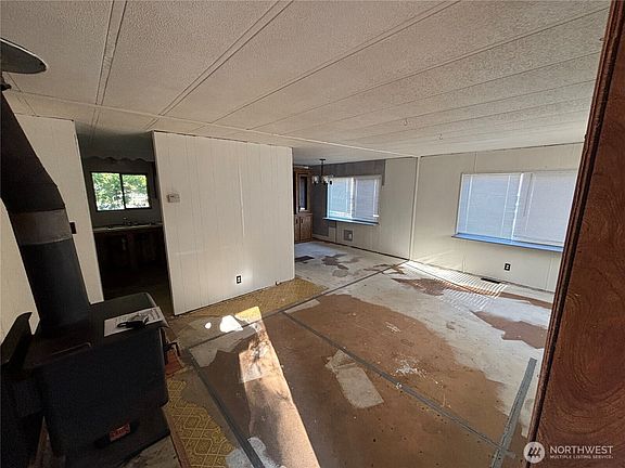 3rd image of 4015 Eliza Ave #82
