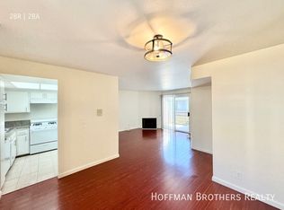 937 10th St #6A, Santa Monica, CA 90403