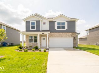 9325 Aspen Glen Dr, Indianapolis, IN 46239