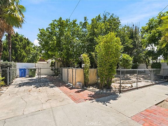 4th image of 15752 Mayall St
