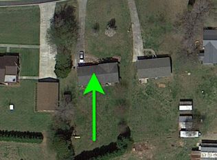 690 Pickett Rd, Lexington, NC 27295