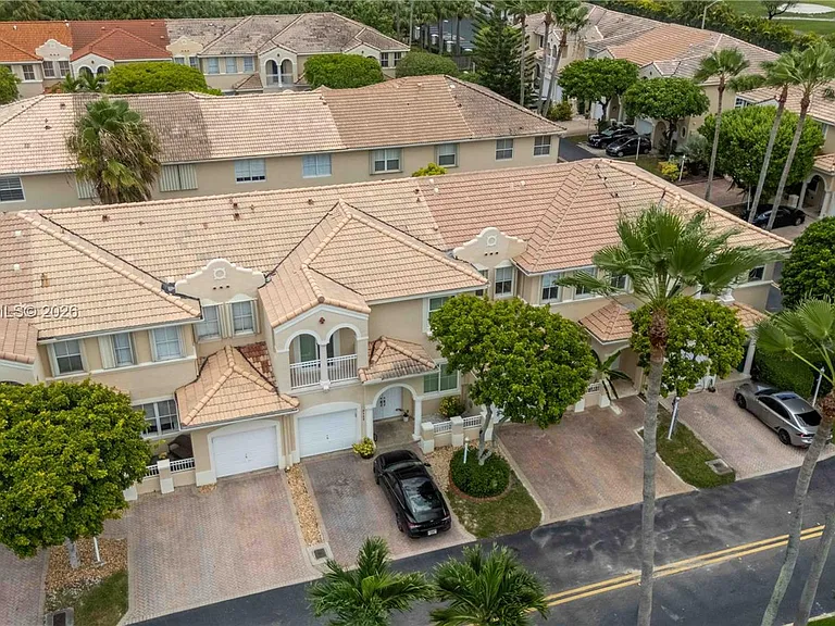 3126 NW 101st Ct — Photo 41
