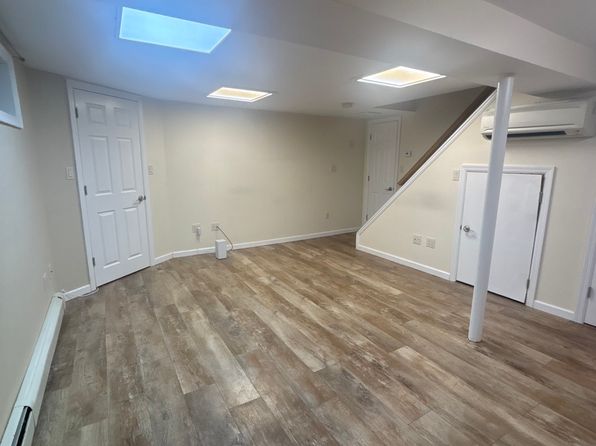 (undisclosed Address)