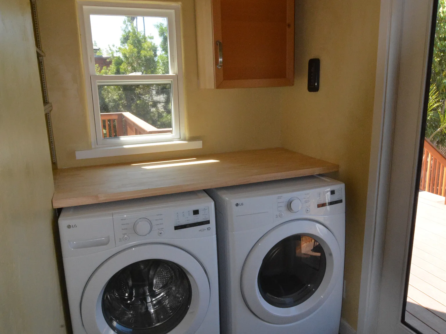 2 bed, 1061 sqft, $3,400 — Photo 4
