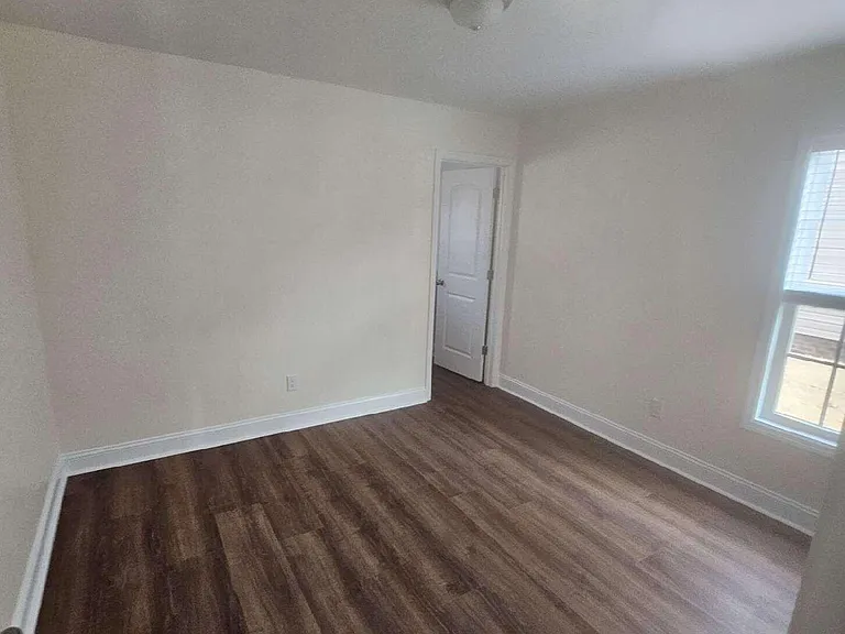 93 Oyster Ln — Photo 5