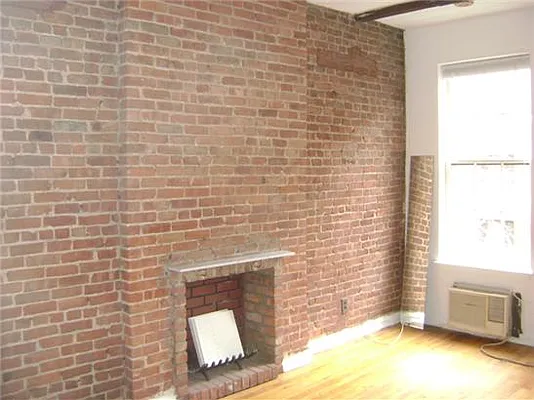 Rented by CitySites Real Estate Group | media 19