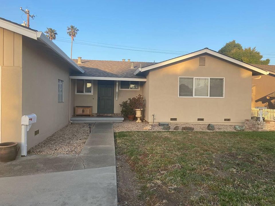 1st image of 200 Sondra Way