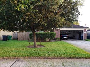 5702 Park Village Dr, Houston, TX 77048