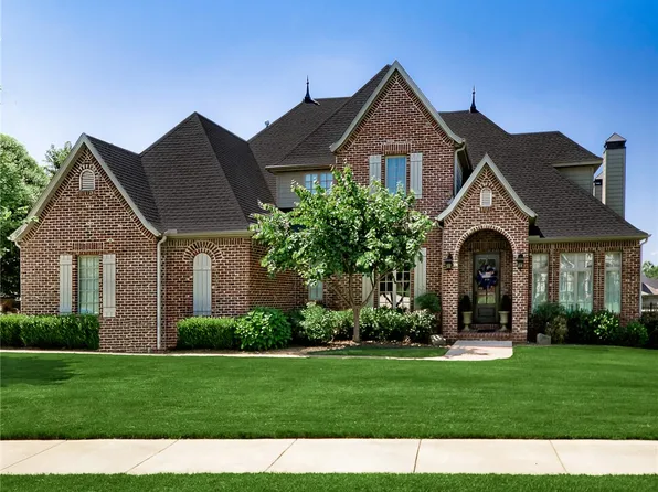 1971 Cherborg Ave, Springdale, AR 72764