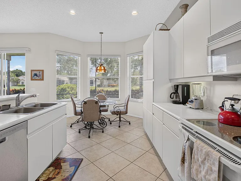 7625 Las Cruces Ct — Photo 22