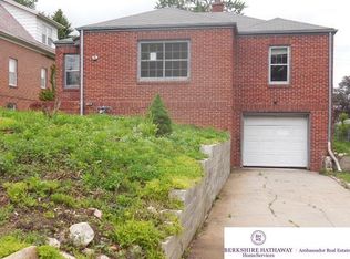 5006 Bedford Ave, Omaha, NE 68104