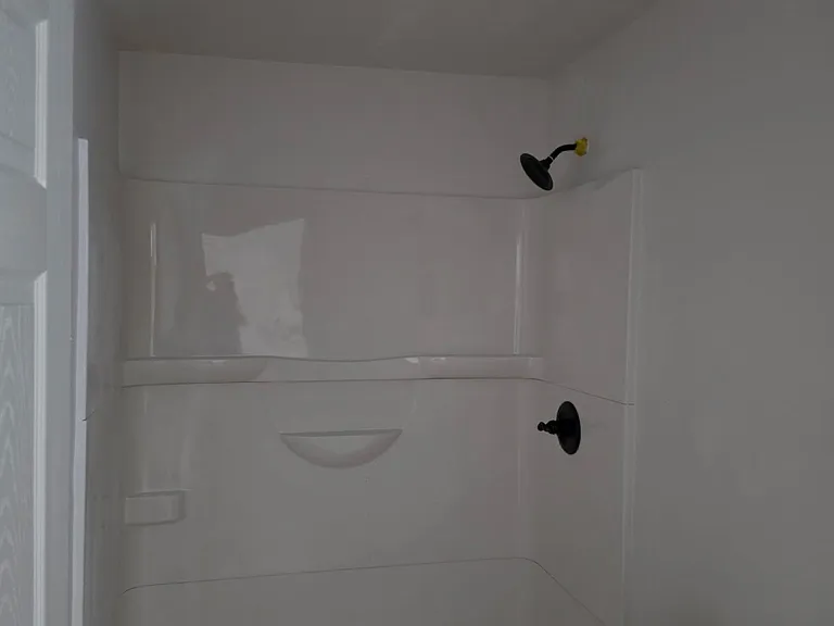 121 Edwards St — Photo 9
