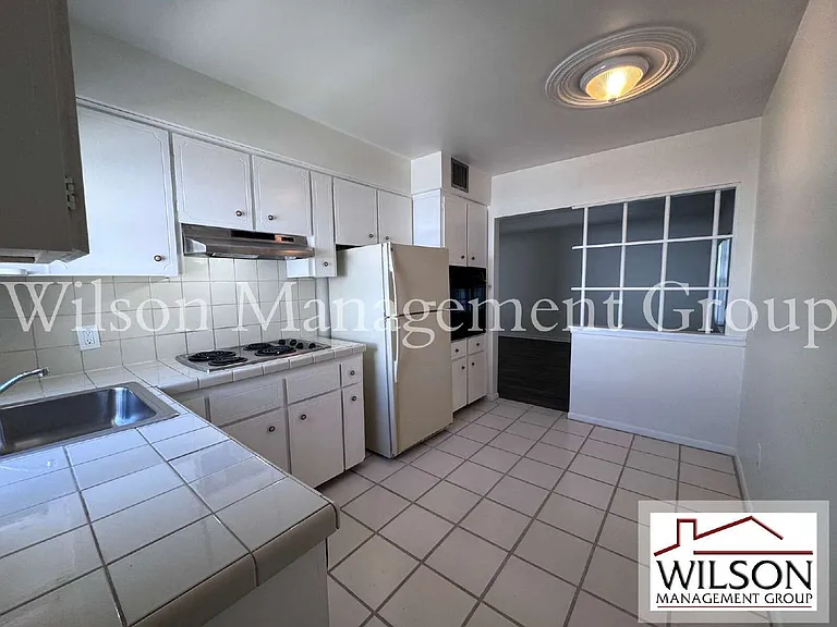 807 Vassar St #D — Photo 8