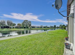 5094 Mirror Lakes Blvd, Boynton Beach, FL 33472