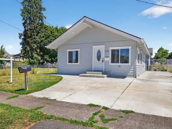 970 9th Ave, Longview, WA 98632