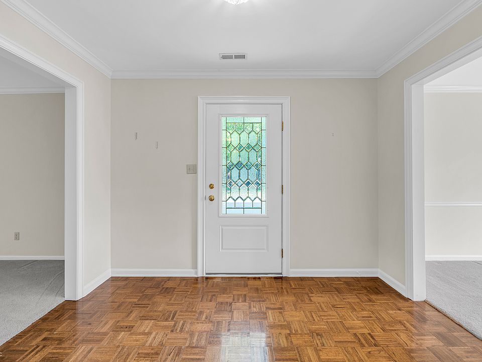 8518 Bent Tree Ct Unit 8518, Indianapolis, IN 46260 | Zillow