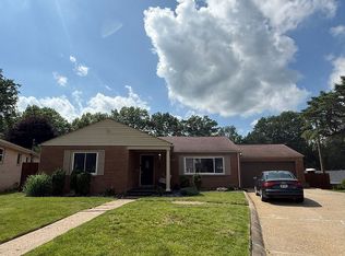 919 Longford Dr, Steubenville, OH 43952