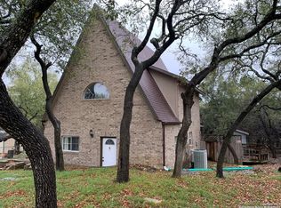 1076 Eastview, Canyon Lake, TX 78133