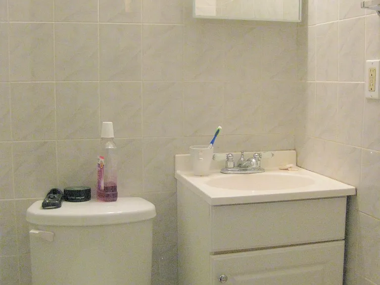 802 Pavonia Ave #1 — Photo 8