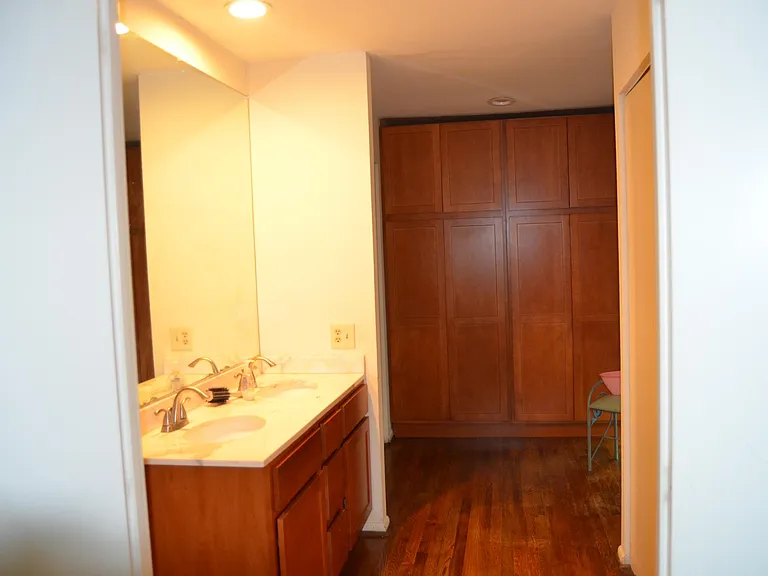 10612 Crossing Creek Rd — Photo 11