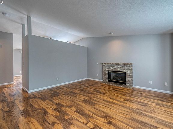 5th image of 17804 SE 24th St