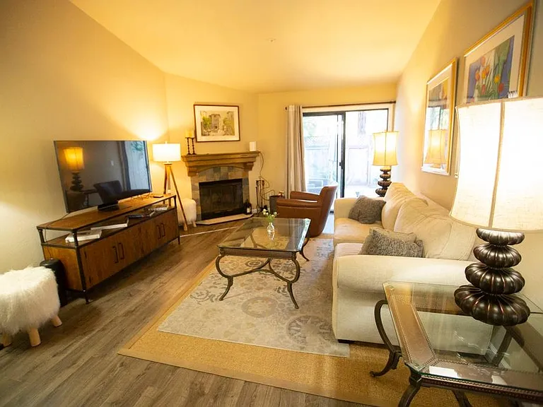 9 Vanessa Ct W — Photo 4