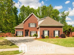 124 Thornberry Ln, Madison, AL 35758