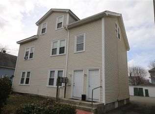 208 Wood Ave, Woonsocket, RI 02895