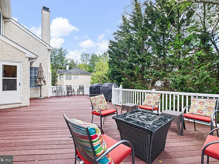 6 Hannah Dr — Photo 34