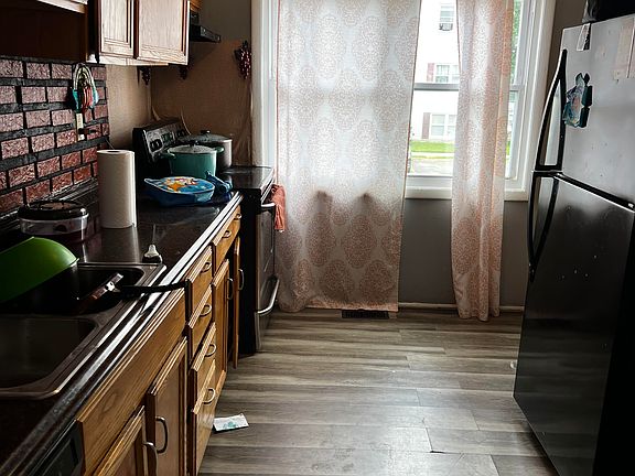 5th image of 1741 Judy Way