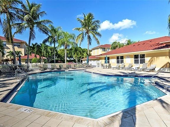3rd image of 1510 SW 50th St APT 102